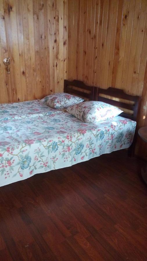 גגרה Guest House On Apskha Leona 12 מראה חיצוני תמונה