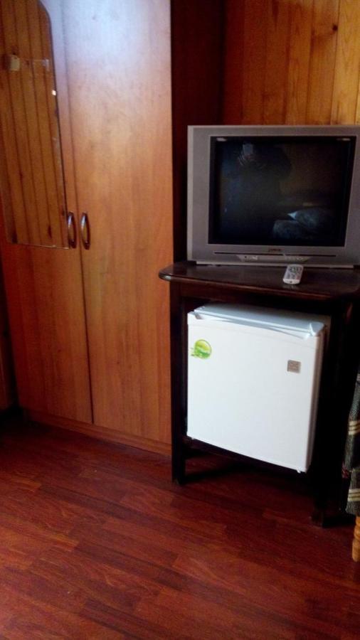 גגרה Guest House On Apskha Leona 12 מראה חיצוני תמונה